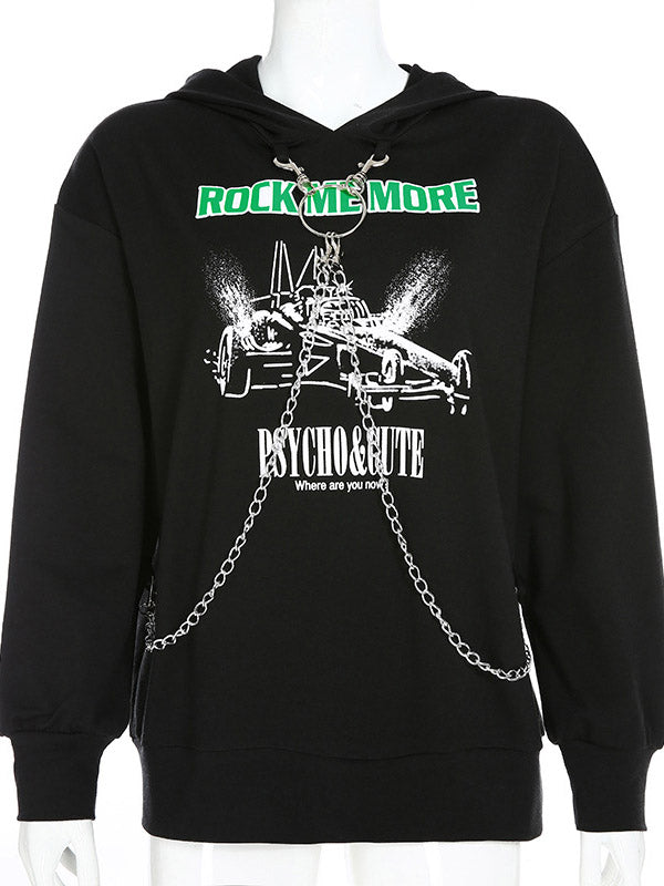 Sombreros de mujer decorados con una cadena