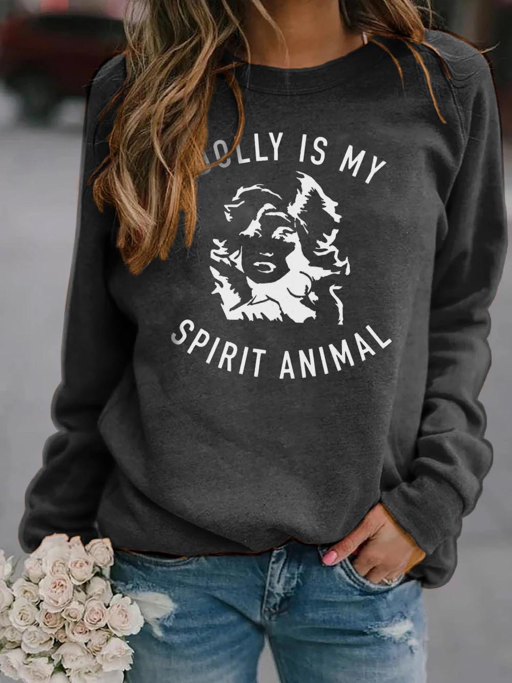 Frau Dolly ist mein Geist Tier gemalt Sweatshirt