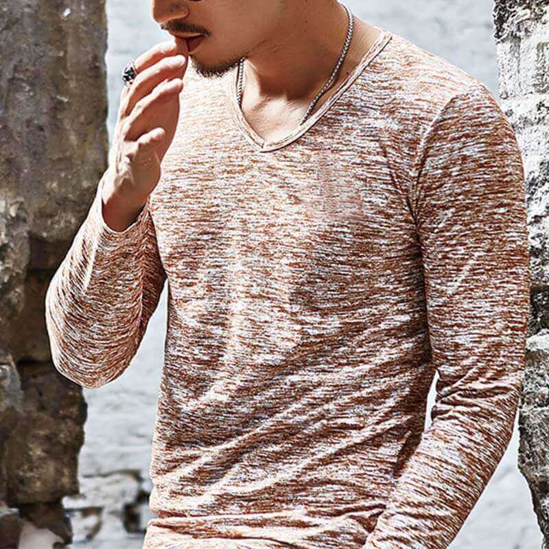 Vyriški marškiniai marškinėliais iš paprastų v formos kaklo ilgomis rankovėmis