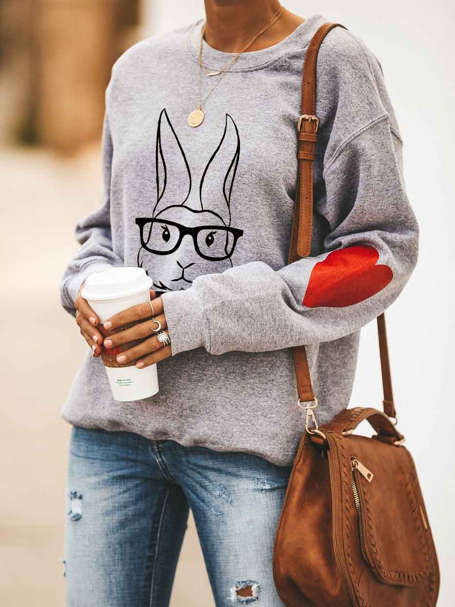 Jersey de mujer con un conejito de pascua estampado