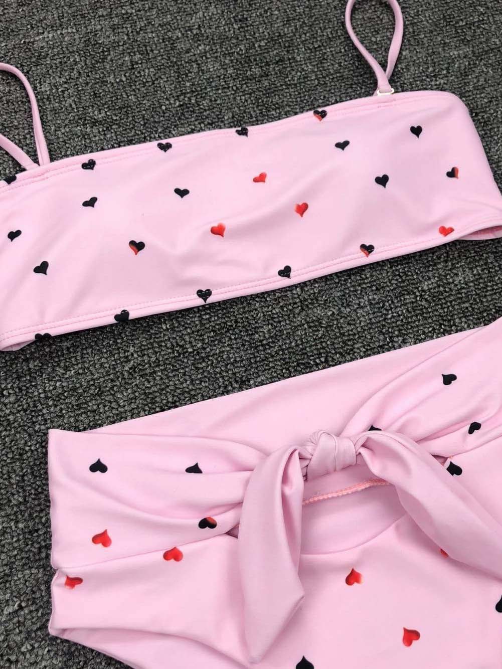 Traje de baño sexy y lindo con estampado de amor y cintura alta