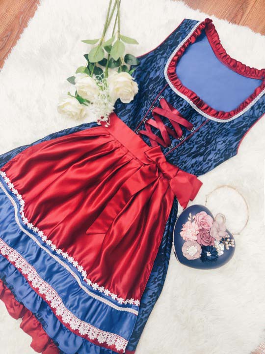 Elegante traje retro