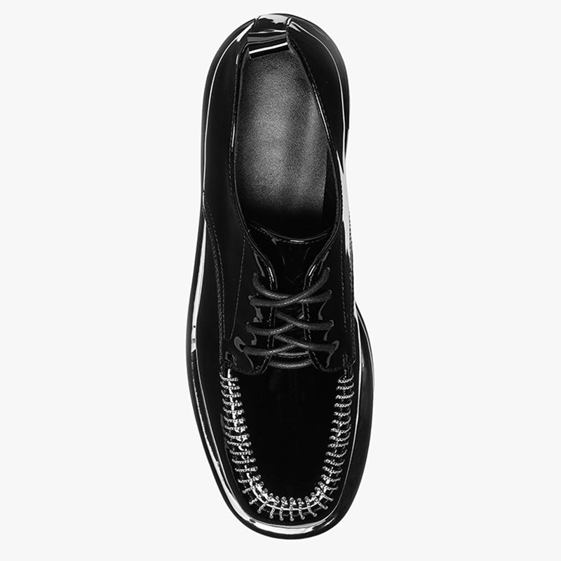 Patent Oxfords in Schwarz / Braun
