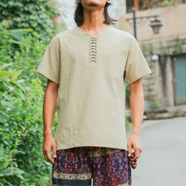 Camisa de hombre de manga corta de algodón y lino.