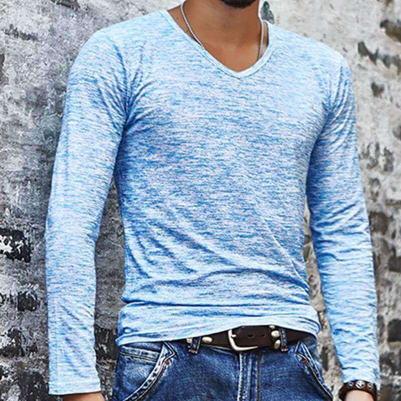 Vyriški marškiniai marškinėliais iš paprastų v formos kaklo ilgomis rankovėmis