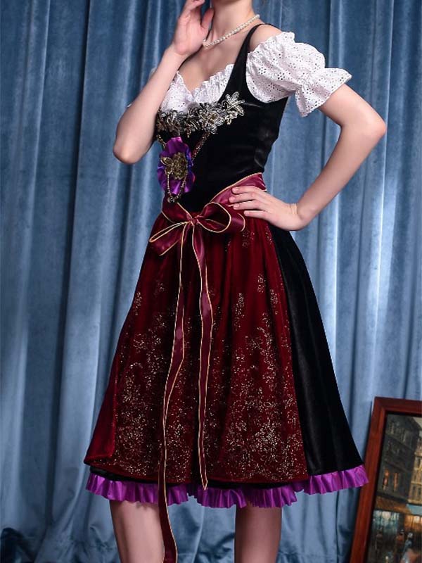 Elegante vestido de mujer con lazos