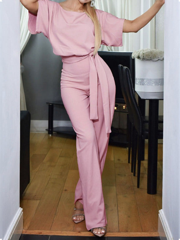 Mono de mujer con cinturón