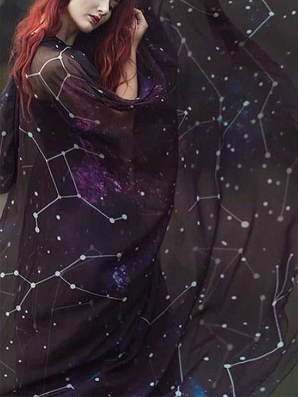 Women&#39;s scarf with zodiac print