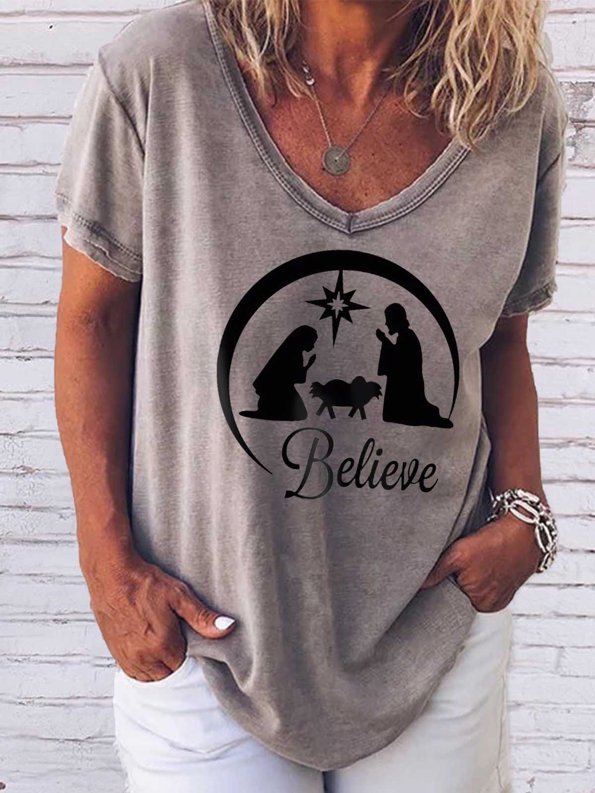 Cree en la parte superior informal de las mangas cortas