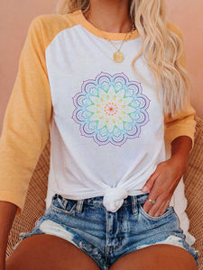 Camiseta con mangas 3/4 mandala arcoiris