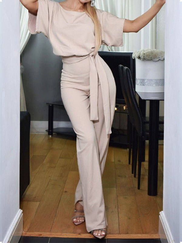 Mono de mujer con cinturón