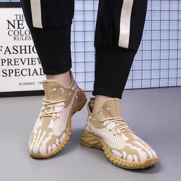 Atmungsaktive, bequeme, farblich passende Freizeitschuhe für Herren