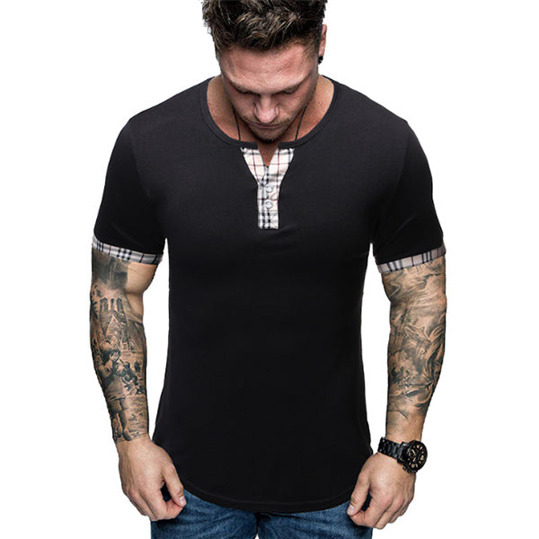 Camisa de hombre acolchada con cuello redondo y manga corta.