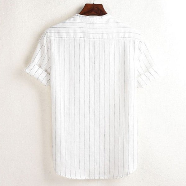 Suéteres casuales con cuello incorporado para hombres.