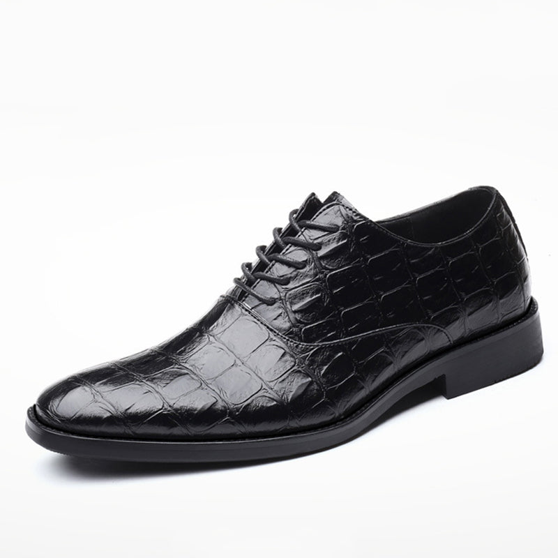 Zapatos de cuero de los hombres británicos