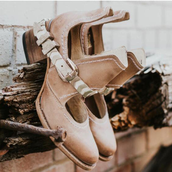 Botas de hebilla casual para mujer con tacón bajo y correa trasera