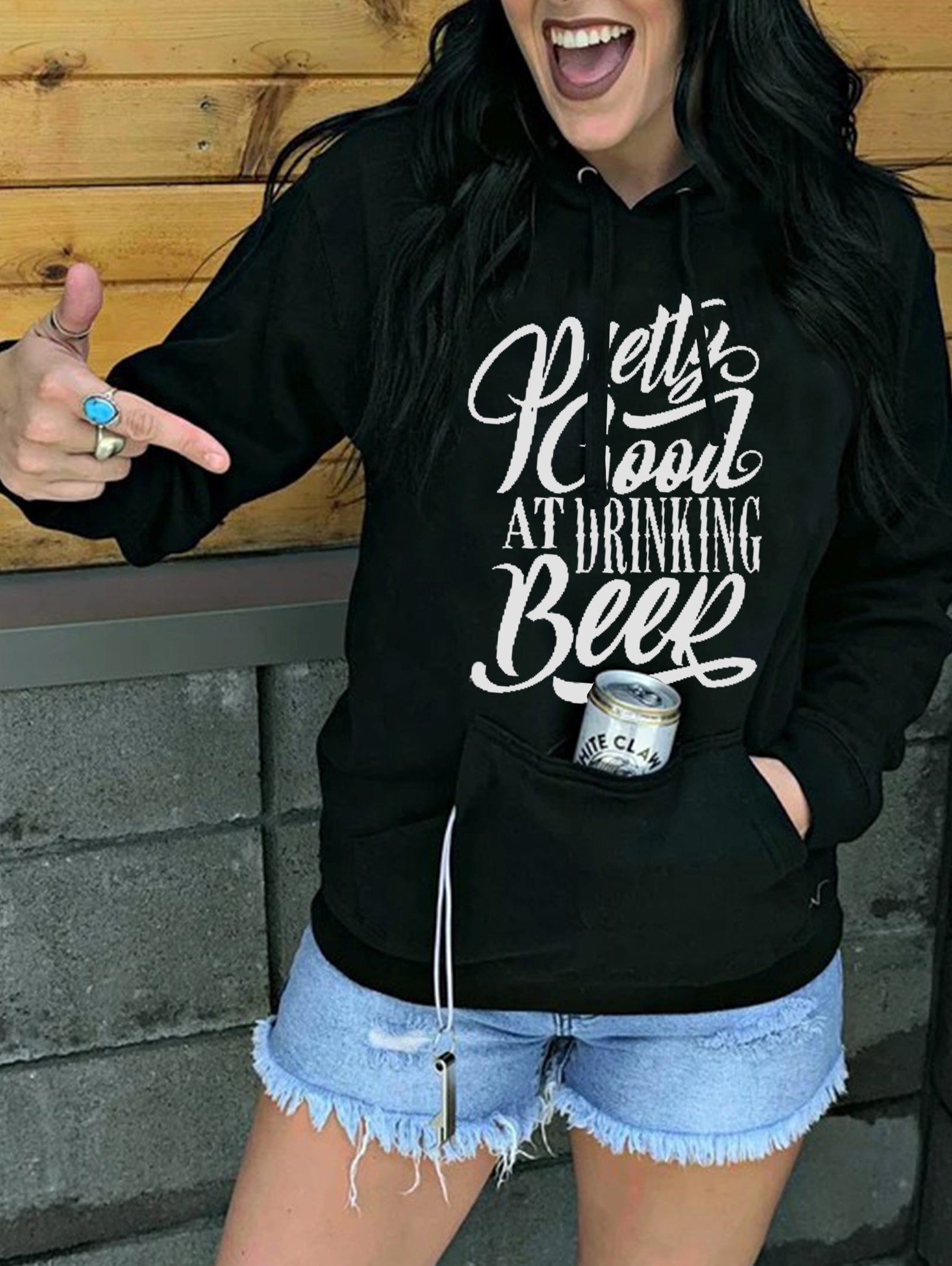 Ziemlich gut darin, Hoodies mit Bierdruck zu trinken