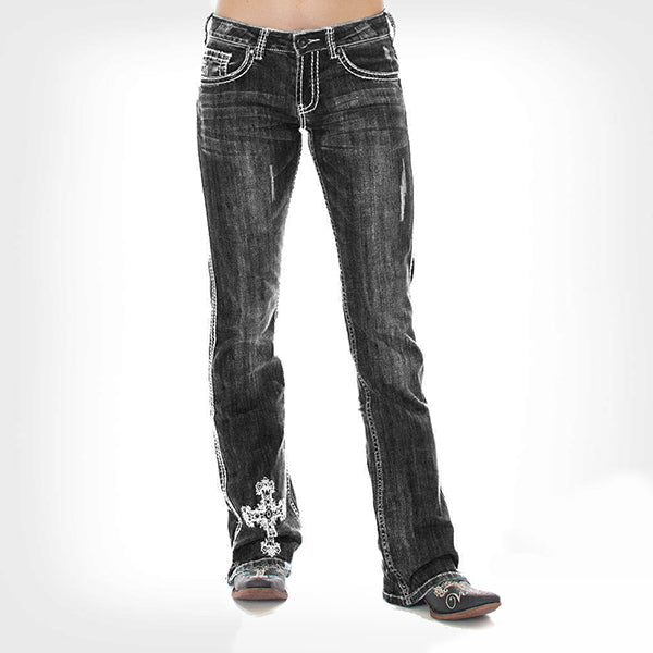 Zapatos estirados cruzados plateados con jeans