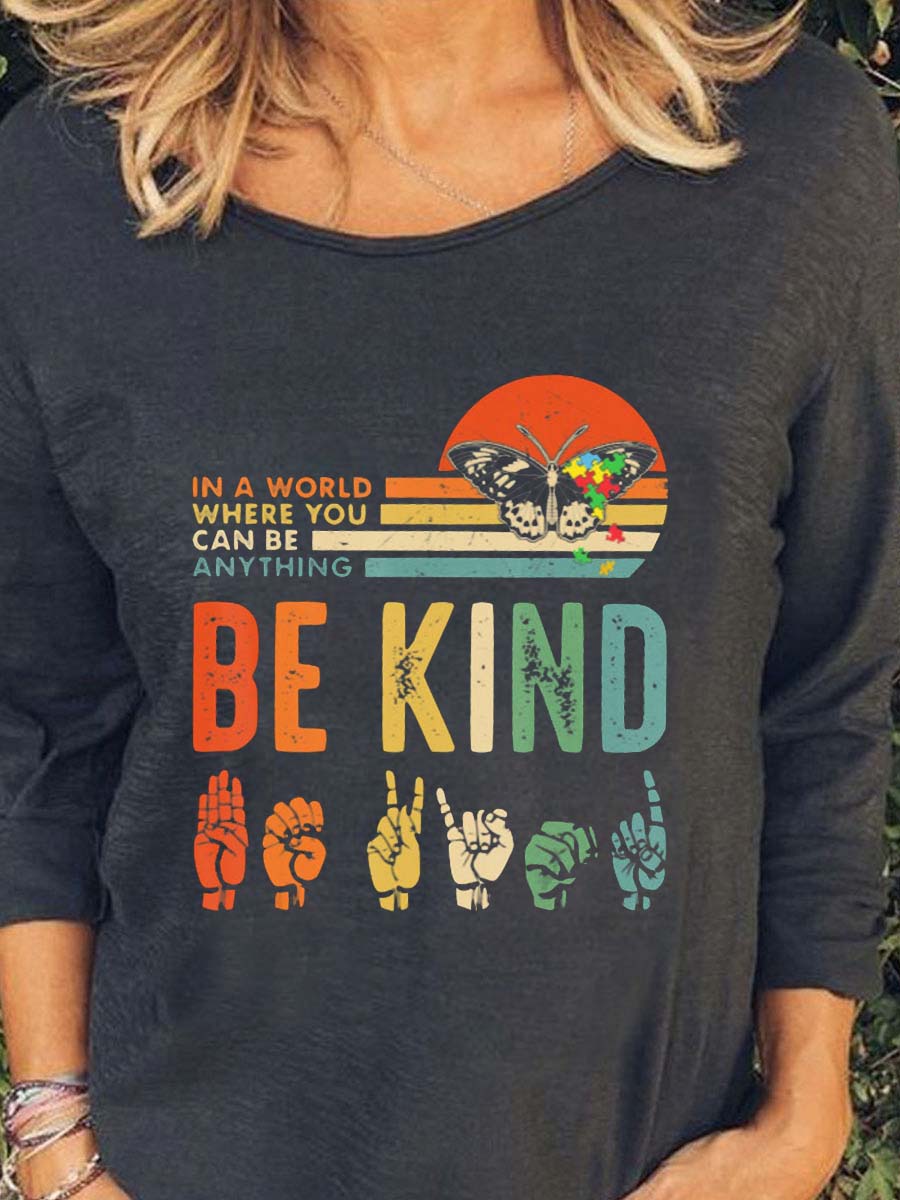 Frauen IN EINER WELT, IN DER SIE ALLES SEIN KÖNNEN Schmetterlings-Fingerabdruck-Oberteil