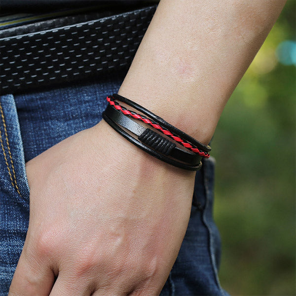 Rankų darbo odos apyrankė vyrams