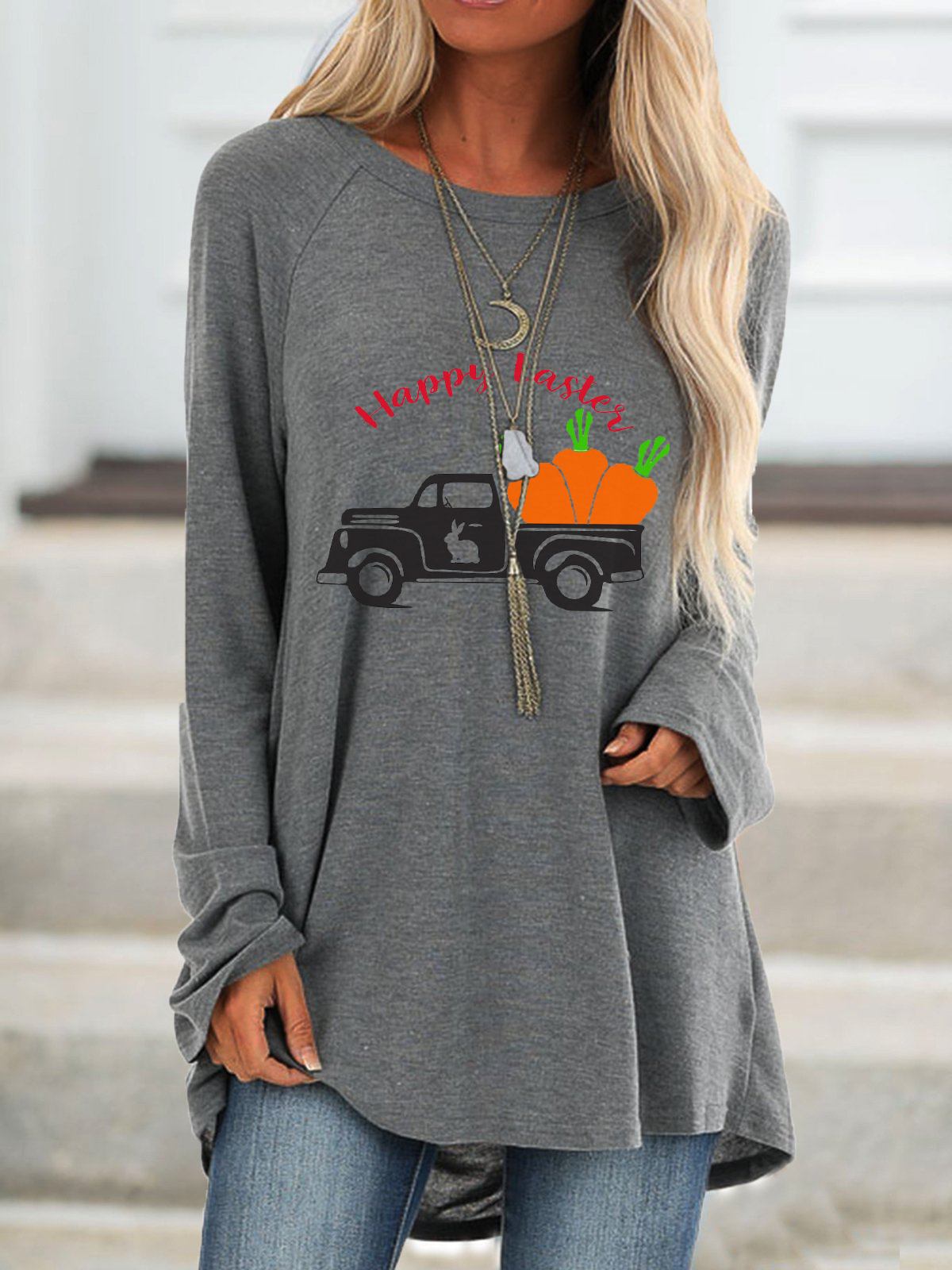 Senų Velykų sunkvežimis su morkų marškinėliais